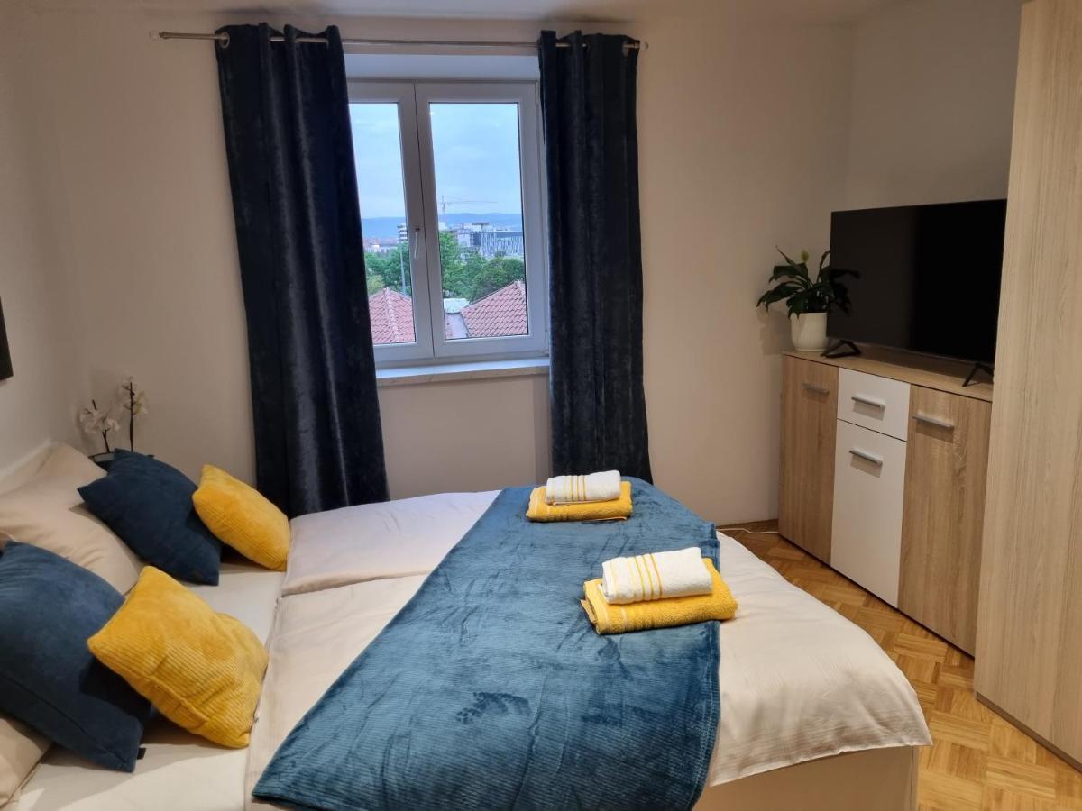 Apartma Lumas Koper Exterior photo